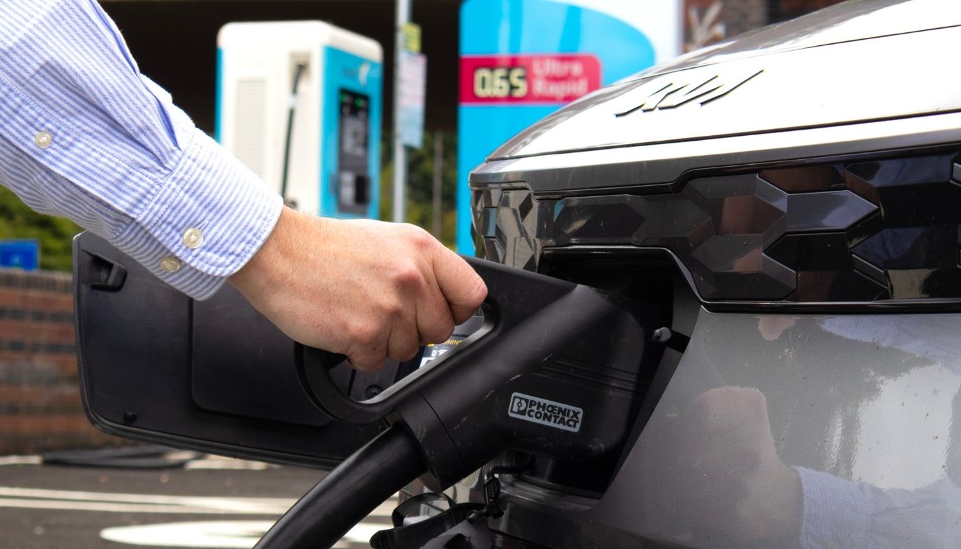how-to-use-ev-charging-stations-in-the-uk-a-first-timer-s-guide